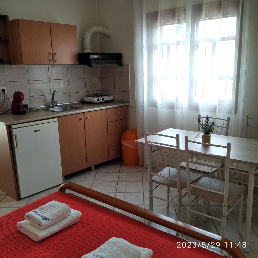 Miranda Studios Палиури Экстерьер фото